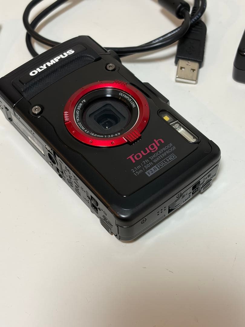 オリンパス　デジタルカメラ　TG-2 Tough 防水　対衝撃　防塵