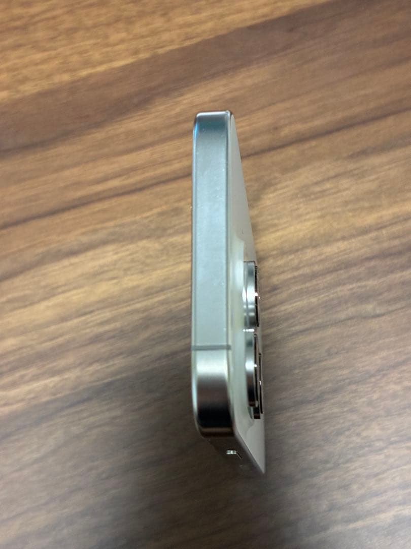 スマートフォン本体 J