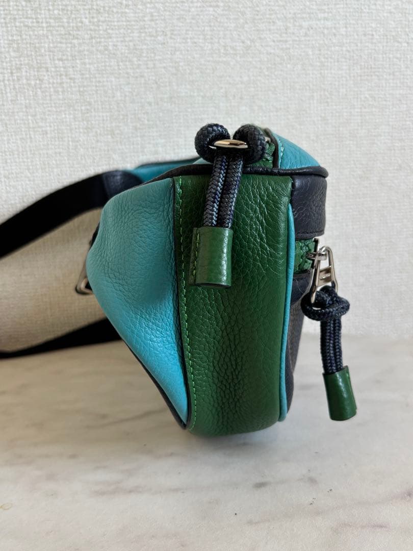 COACH ディズニーコラボ ミッキーマウス ボディバッグ