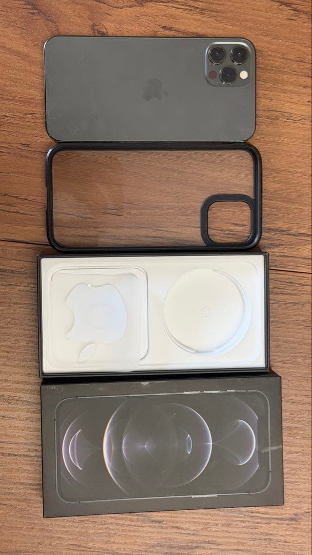 Apple iPhone 12Pro 256GB 本体　au