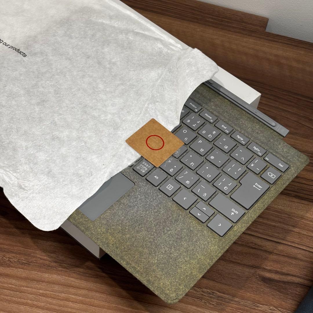 A*a様 Surface Pro 6 (i5/8GB) キーボード・純正ペン付