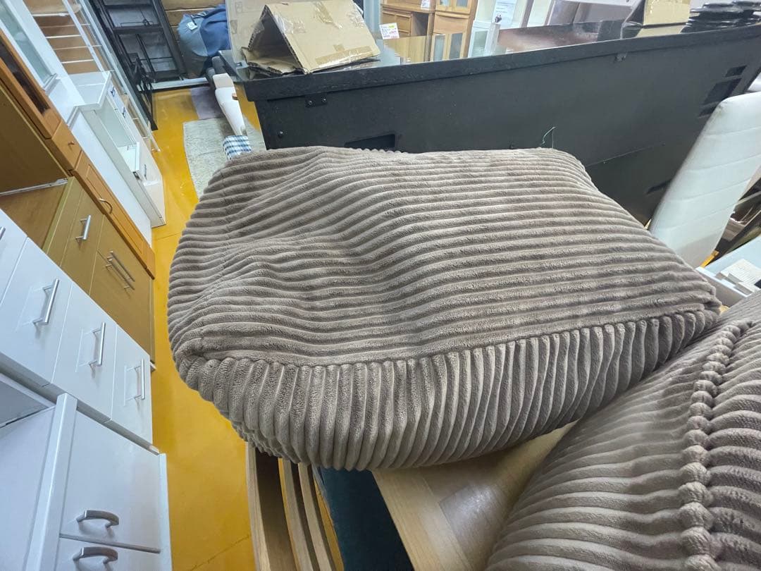 Lossy HUGME 1人掛けビーズソファ