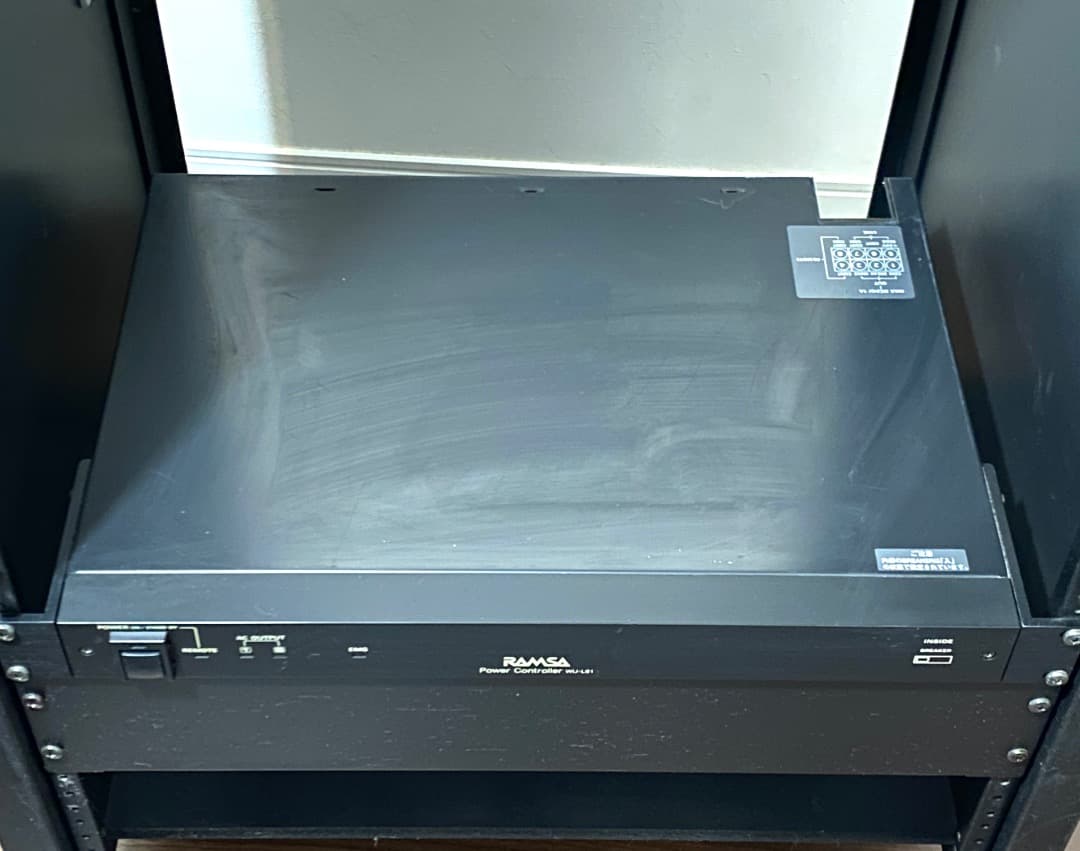 I*P様 動作品 RAMSA WU-L61 電源+システム ラック マウント用キ