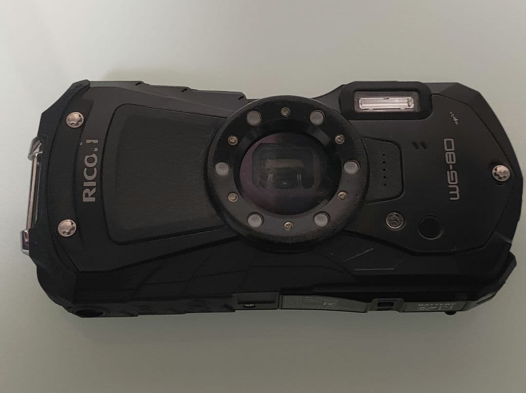 ★RICOHリコーWG-80防水・耐衝撃デジタルカメラ中古品