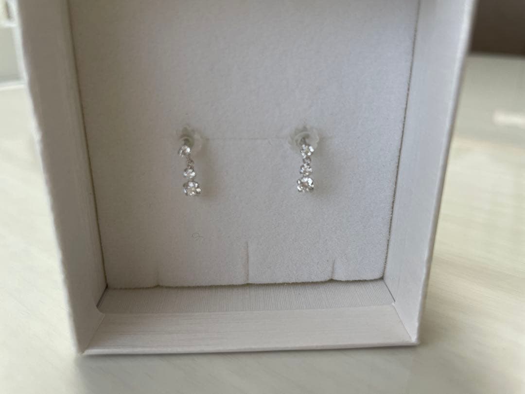 ちょこ 定価16万　フェスタリア ネックレス、ピアス