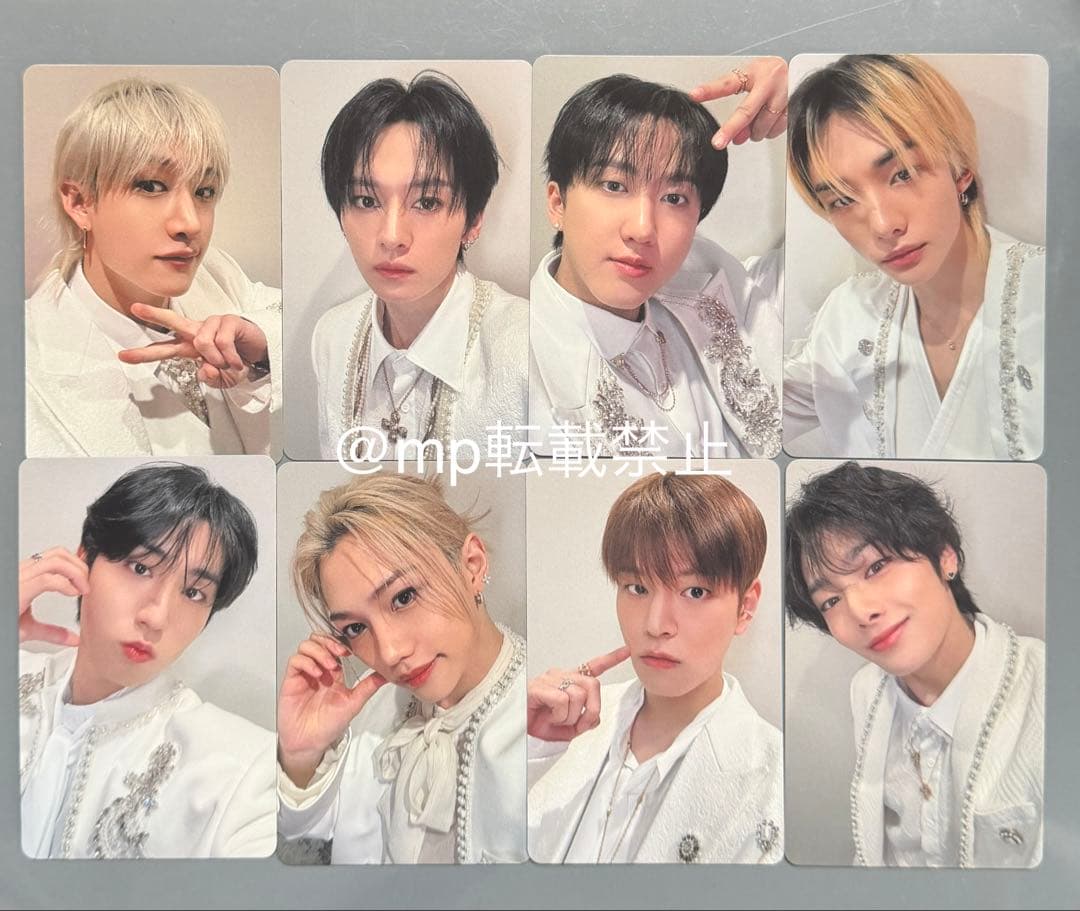 straykids hollow オフイベ トレカ 1/24 コンプリート