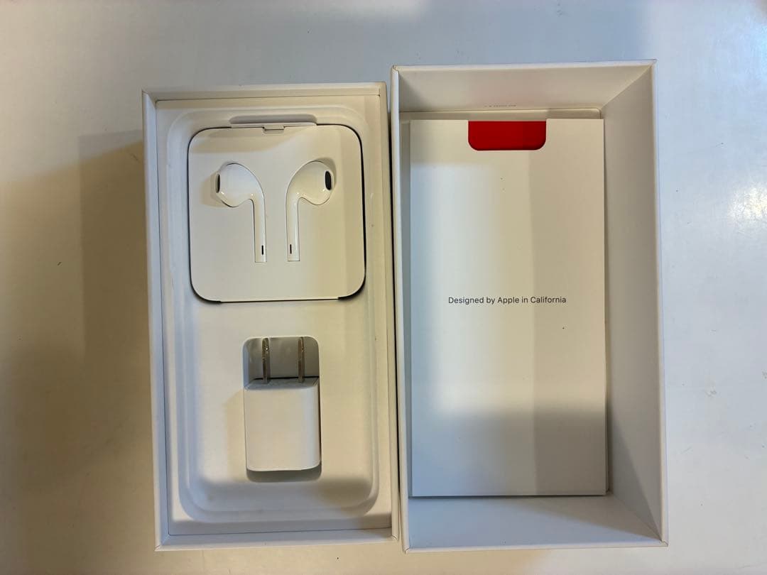 Cocotte iPhoneSE (第2世代) ネイビー ケース付きsimフリー