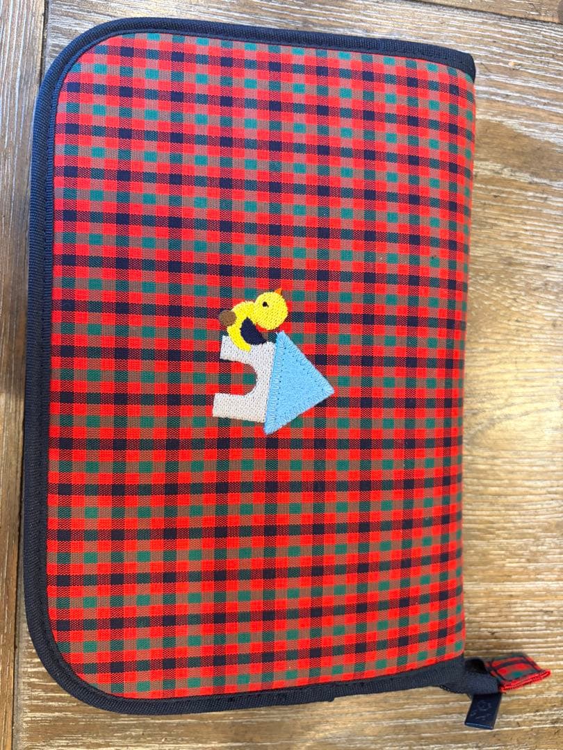 11/15まで　ほぼ未使用　ファミリア　母子手帳ケース　001