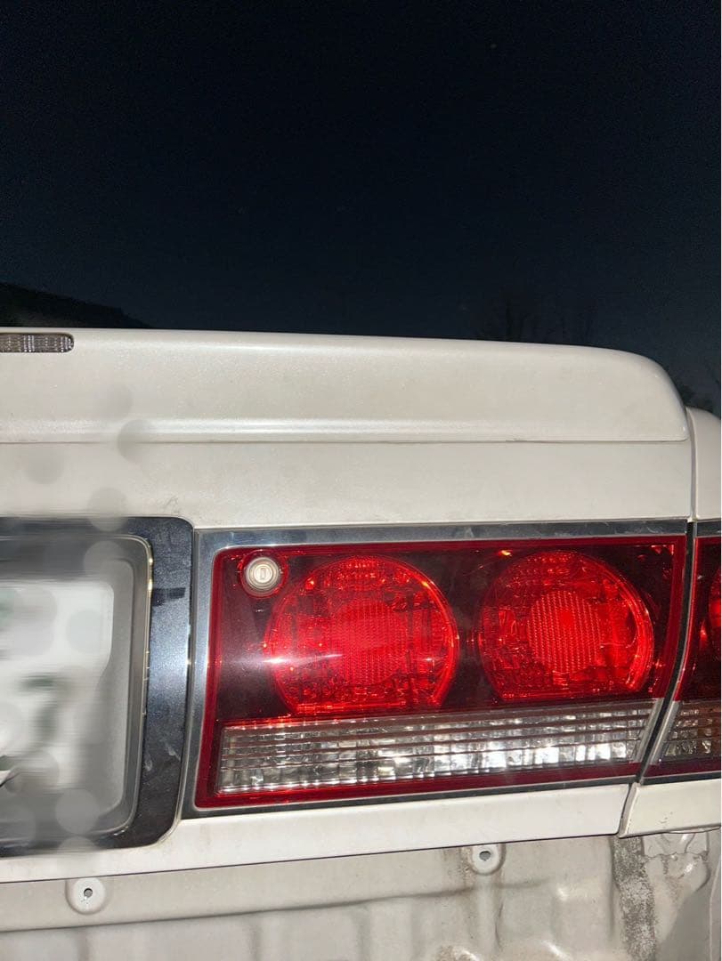 JZS171 純正オプション　トランクスポイラー