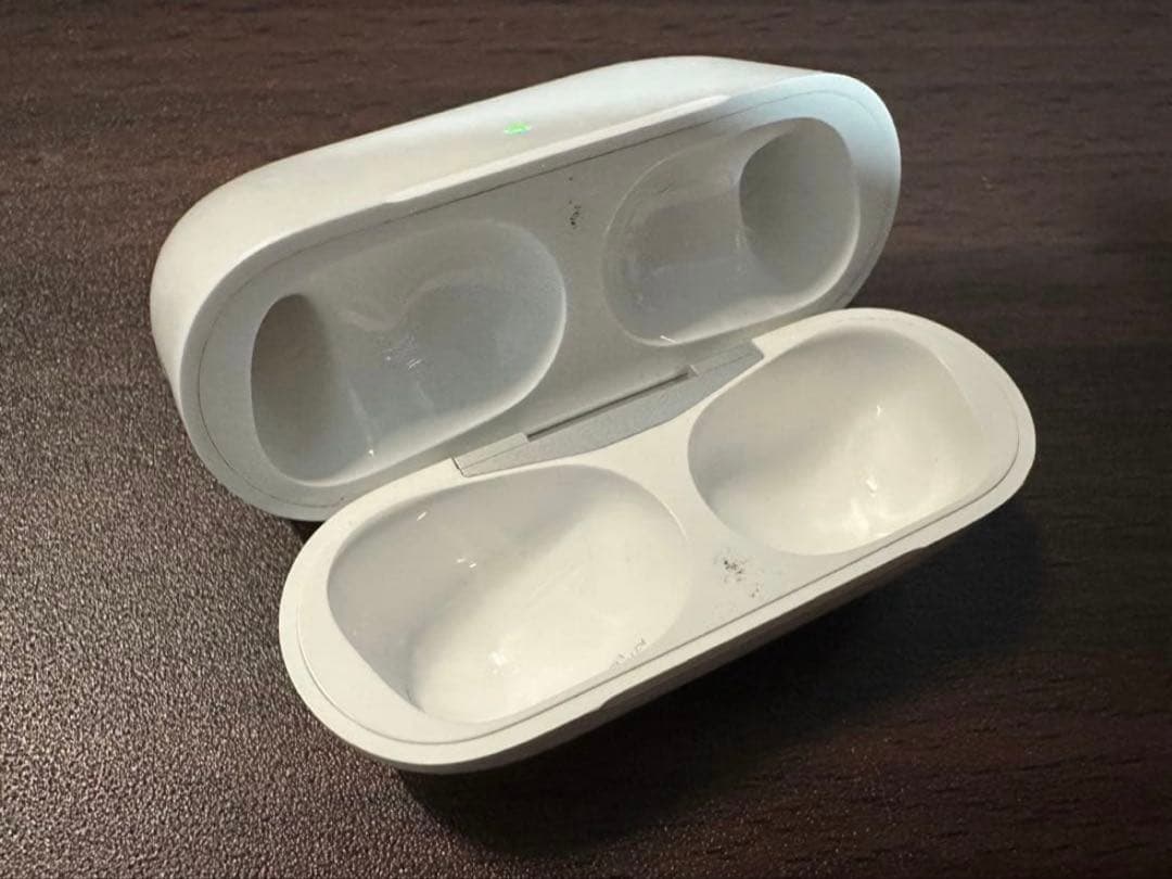 AirPods Pro2 、未使用純正ケーブル付き