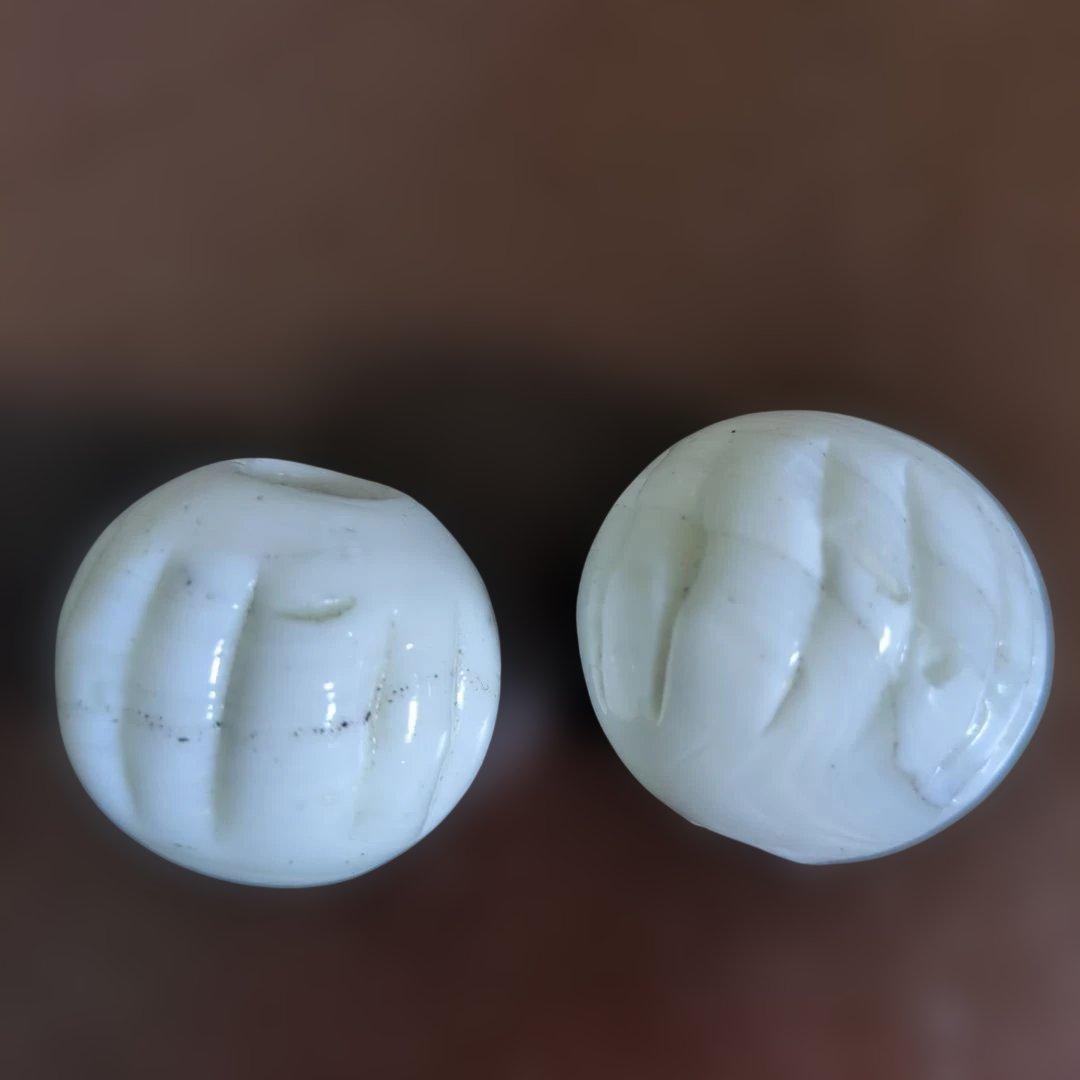 アイヌ　首飾り　みかん玉