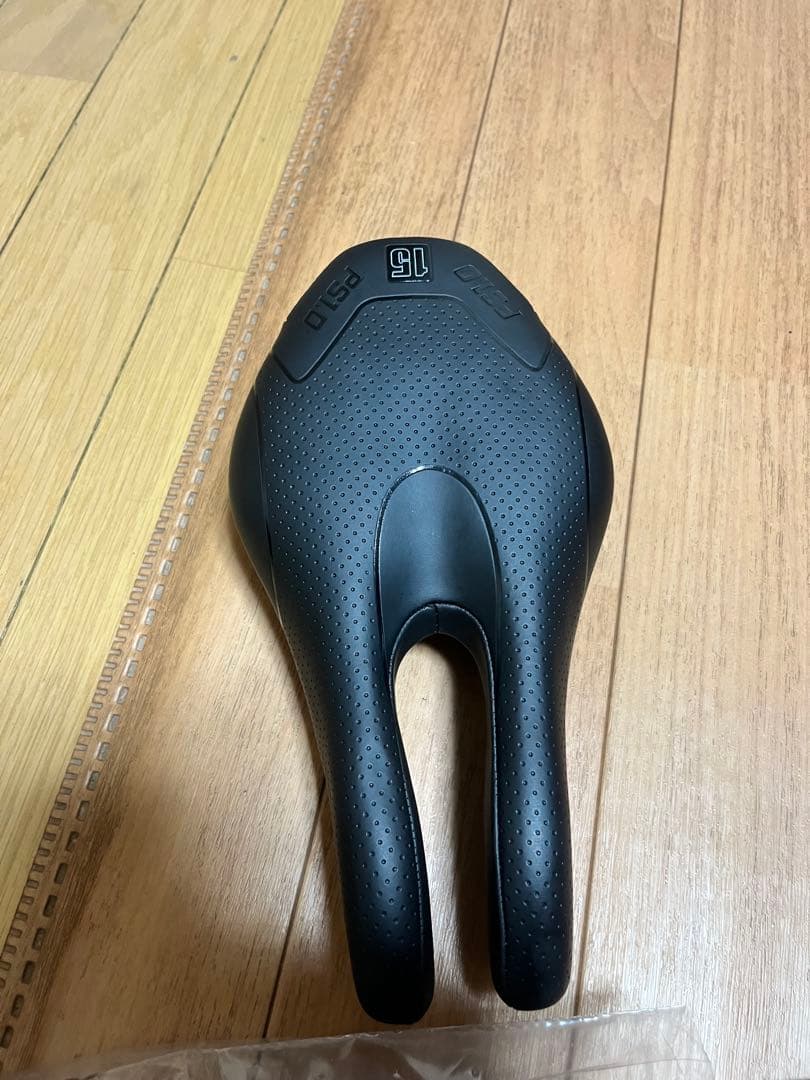 ISM サドル PS1.0 ブラック