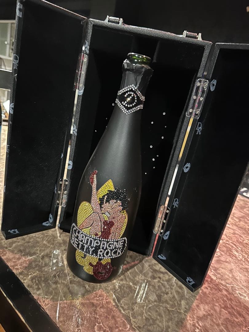 シャンパン空き箱