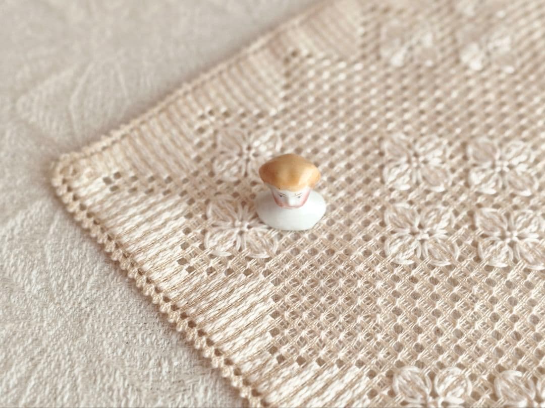 * vintage doll's head ୨୧ ブロンスの髪チャイナヘッドさん