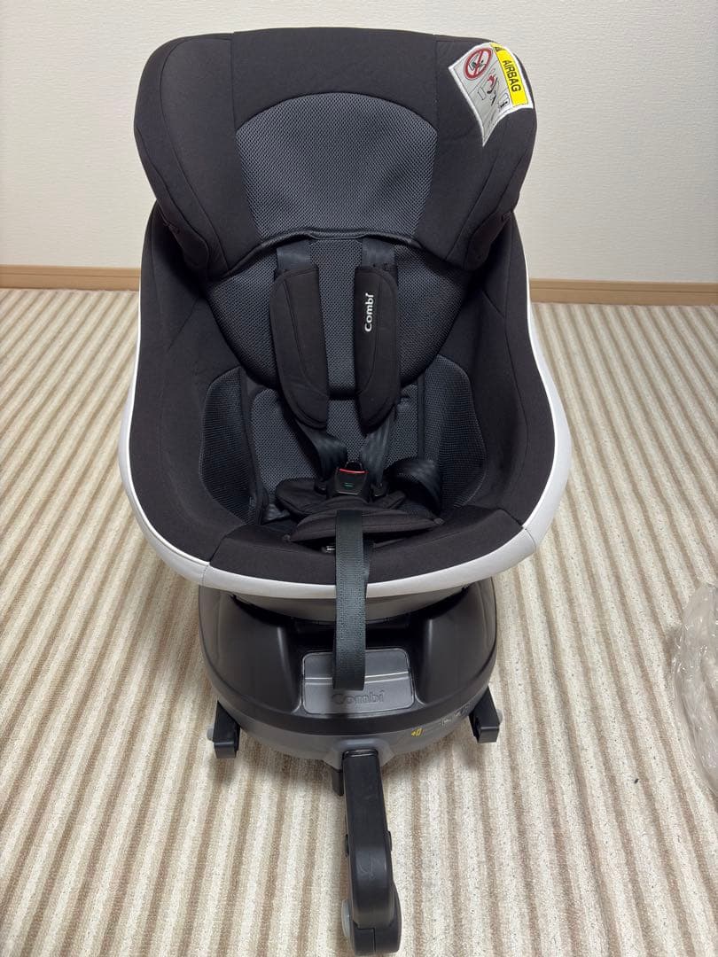 コンビ クルムーヴ スマート ISOFIX シリーズ チャイルドシート