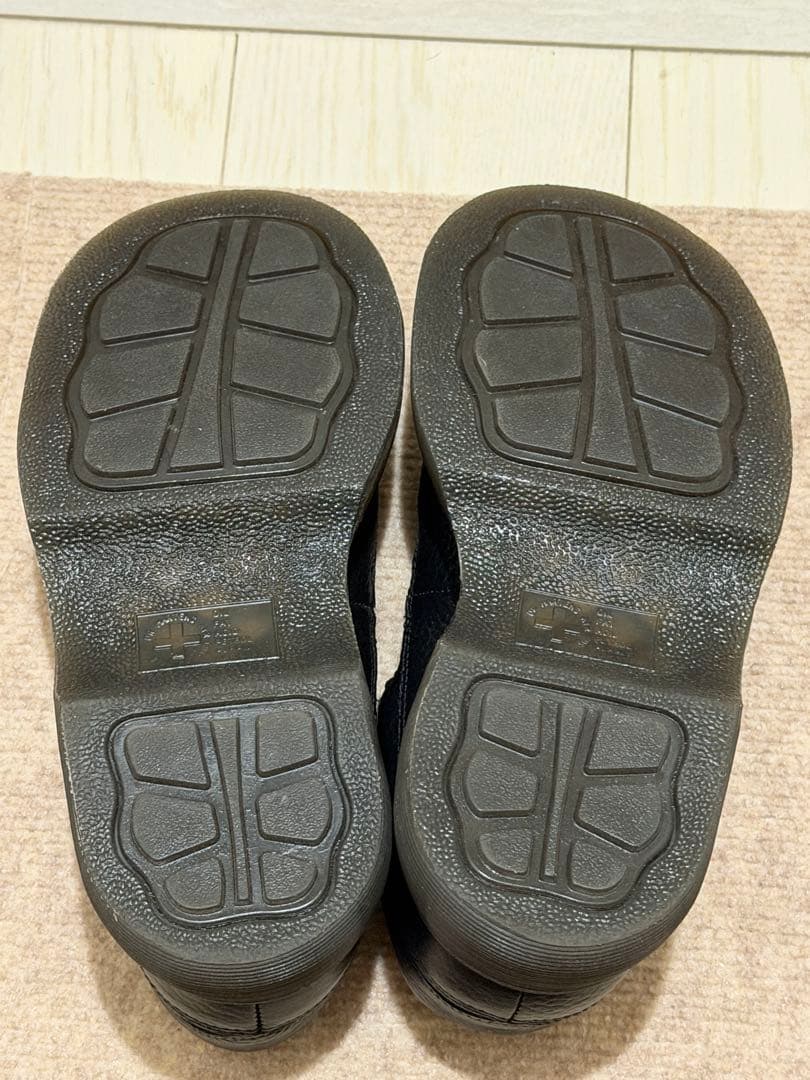 ドクターマーチン　BUZZ メリージェーン　UK5