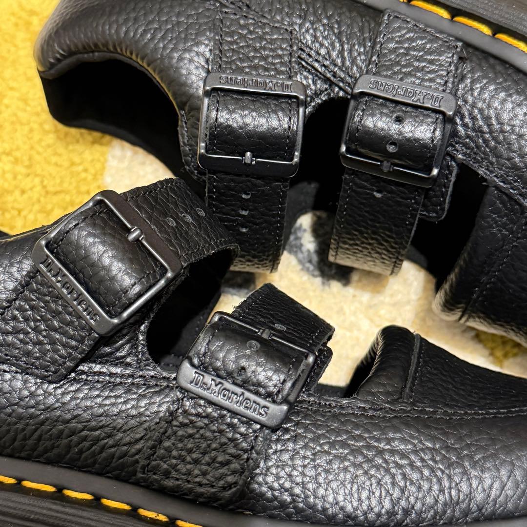 ドクターマーチン　BUZZ メリージェーン　UK5