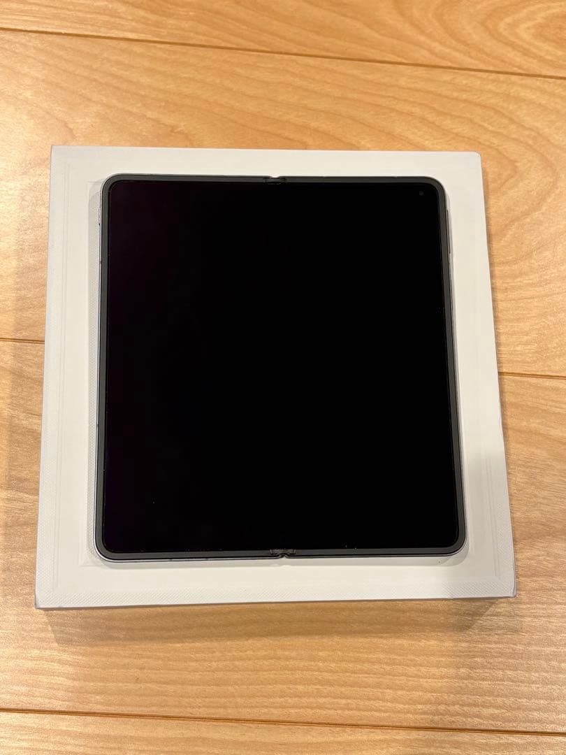 【極美品】OPPO Find N5 16GB+512GB ブラック