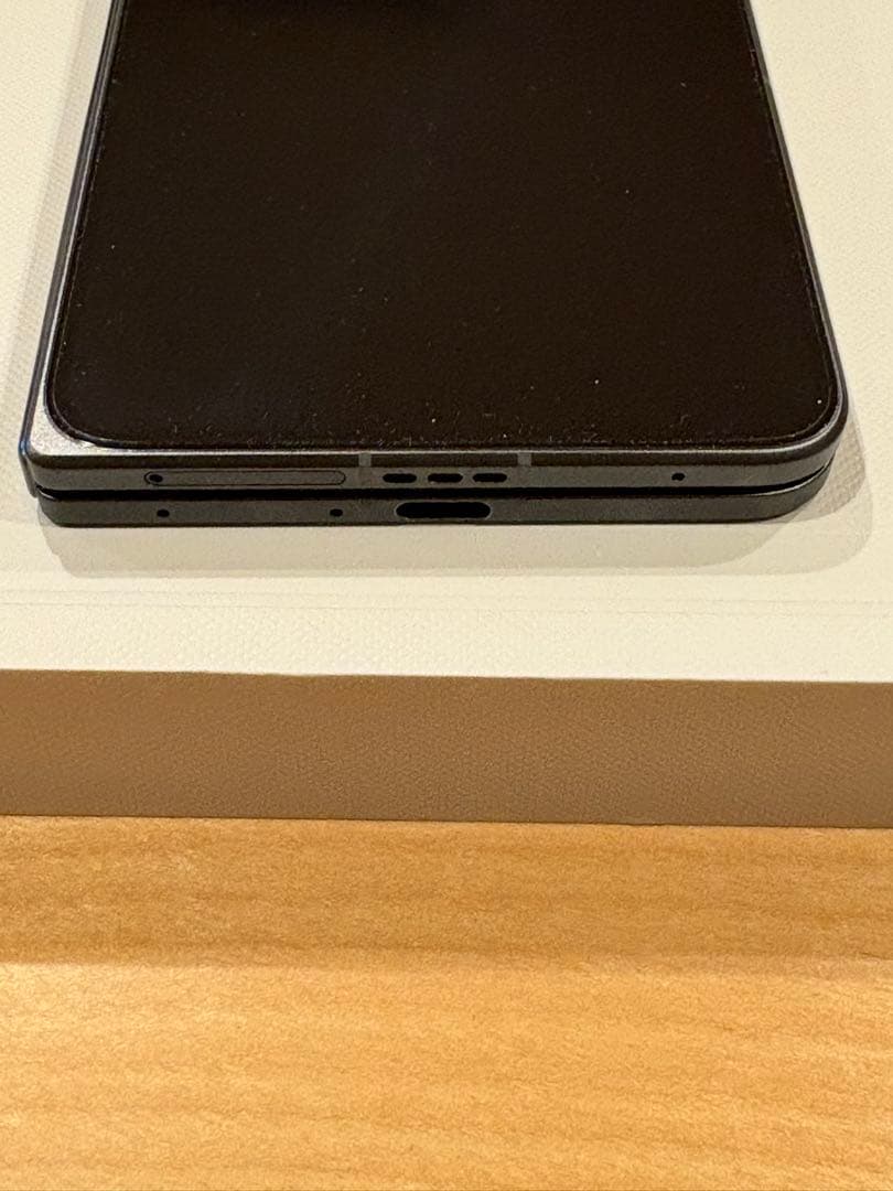 【極美品】OPPO Find N5 16GB+512GB ブラック