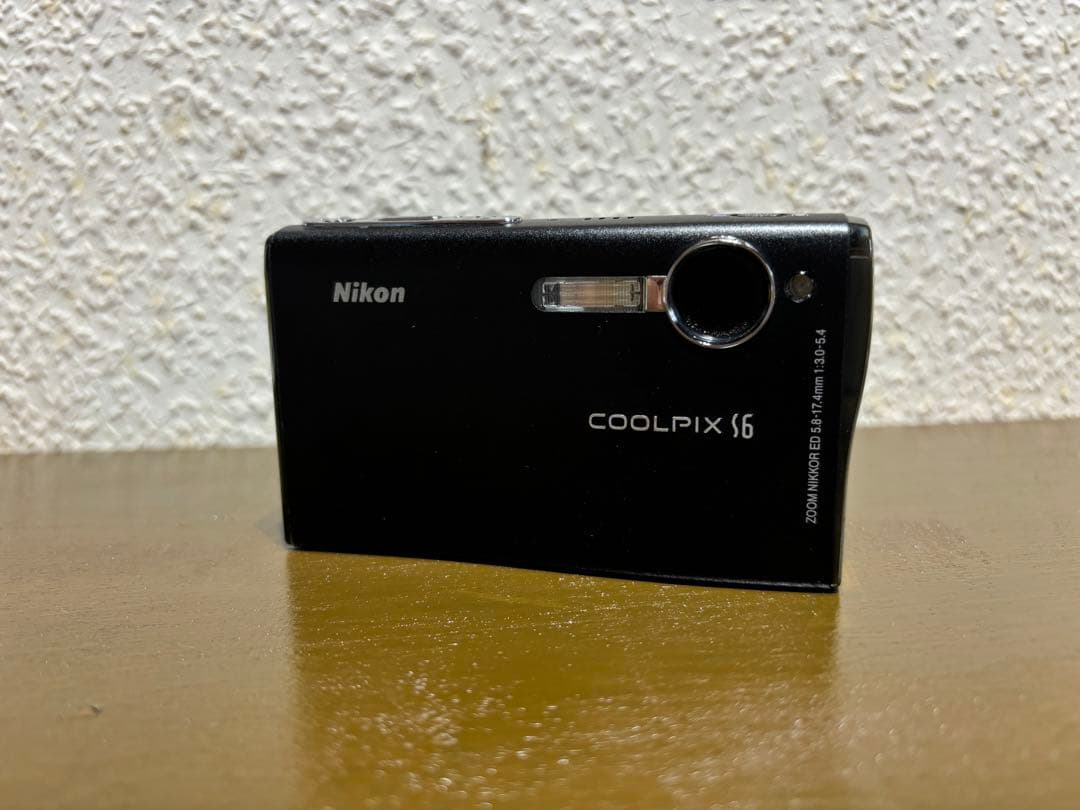 デジタルカメラ Nikon coolpix S6