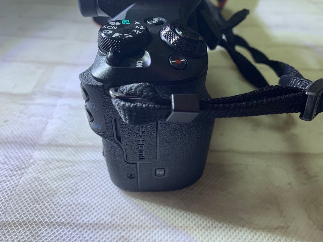 EOSKissMブラック　ダブルレンズ　EF-M15-45mm EF–M22mm