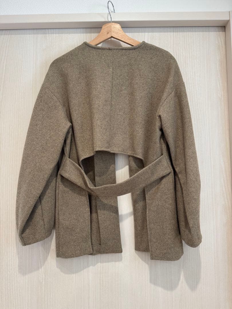 eaphi　CURVE CUT LINE JACKET