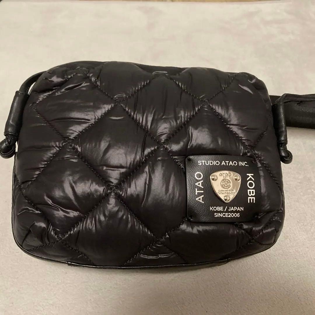 ☆新品☆アタオ　コラッツァ　ショルダーバッグ　キルティング　黒