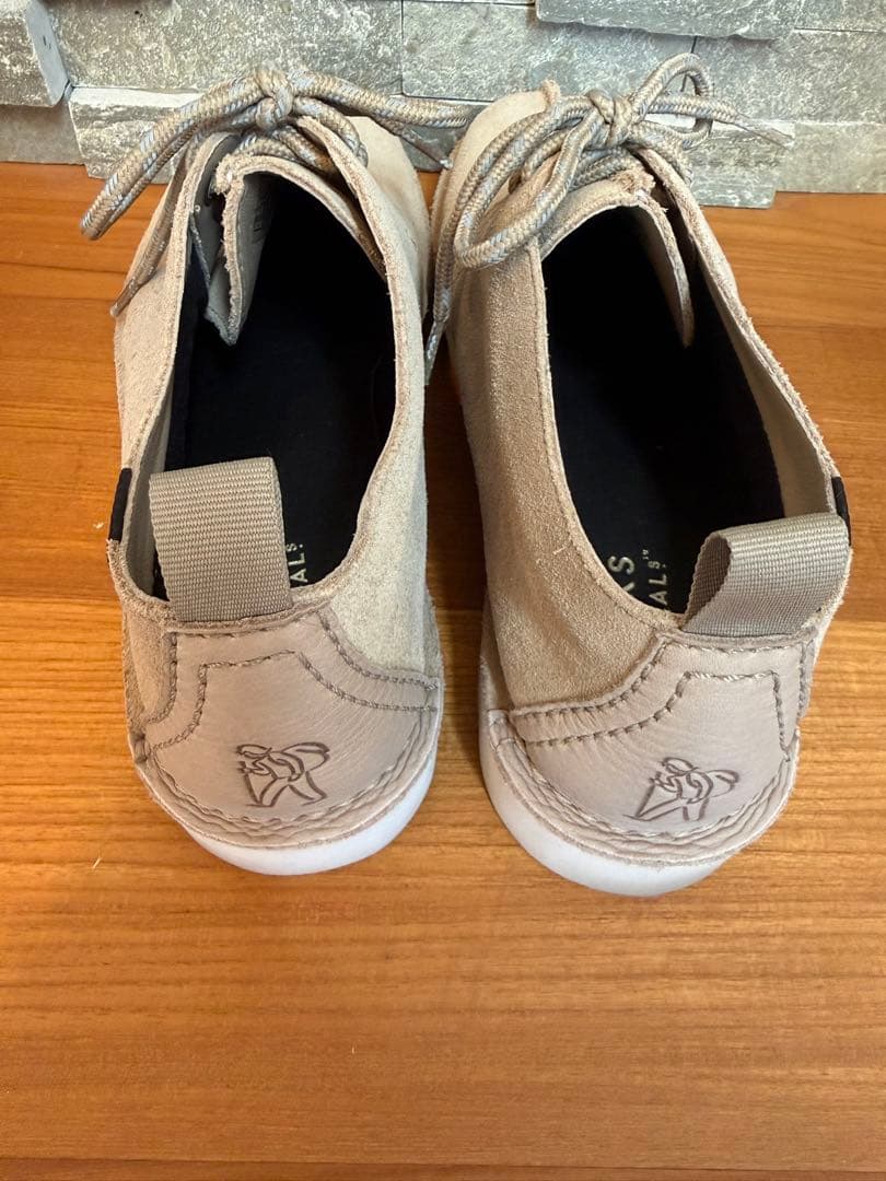 クラークスオリジナル　靴