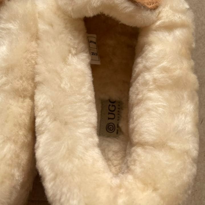 UGG モカシン ダコタ　靴