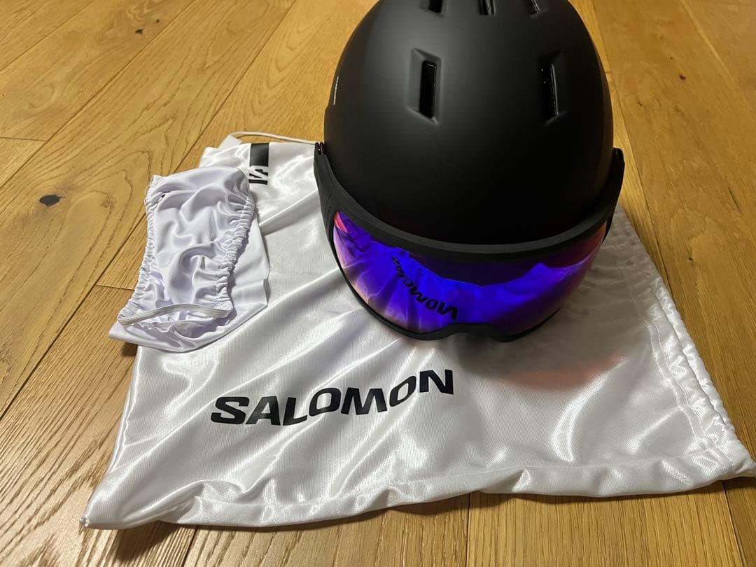 サロモン　スキースノボーヘルメット