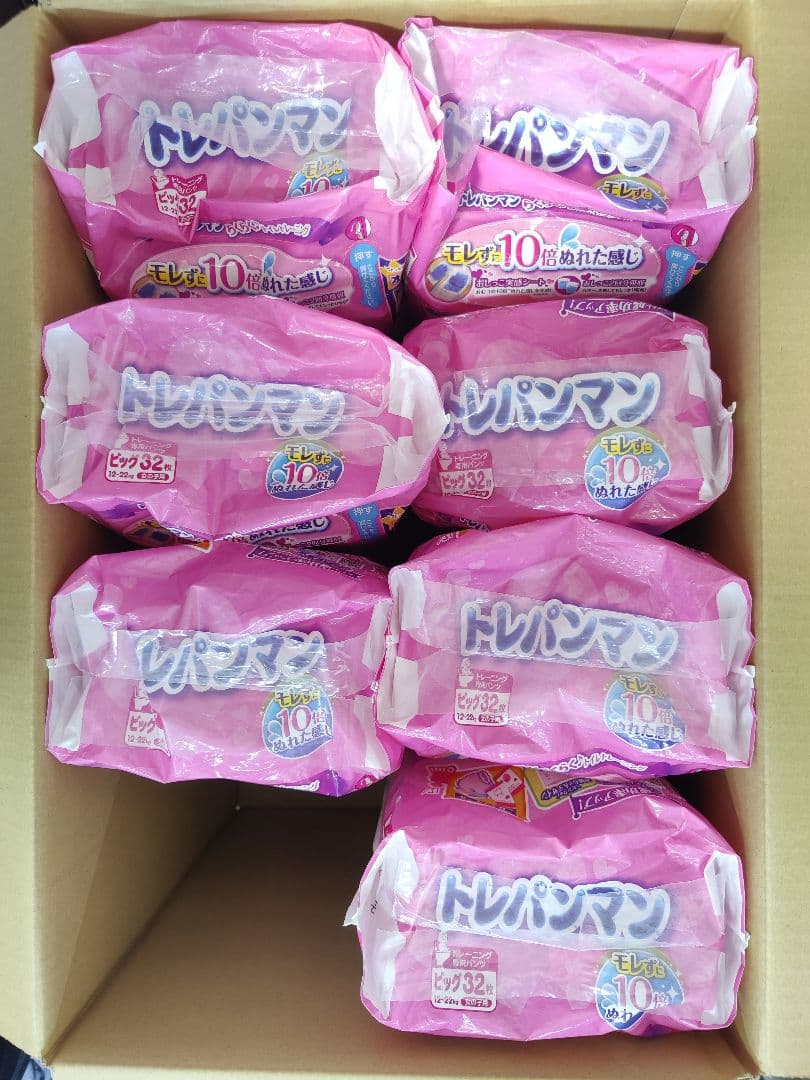 トレパンマン ビッグ 女の子用 32枚入り×7