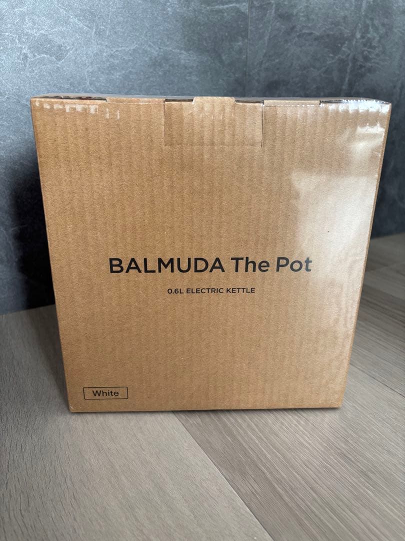 【未開封.フィルムあり】バルミューダ　ケトル