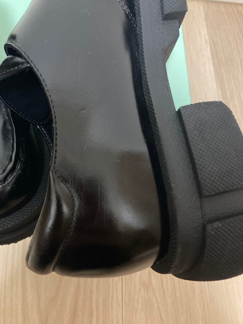 ねえさん　美品 MANA ビッグベルト・ボリュームソールシューズ