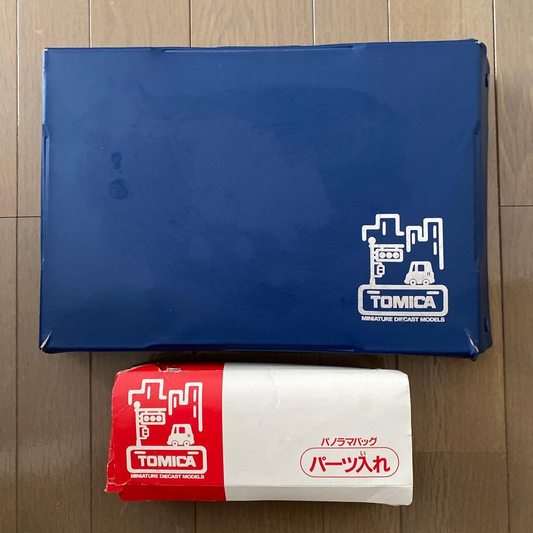 【レトロ】トミカタウン＆つながる道路セット売り　収納ケース・箱・おまけ付き
