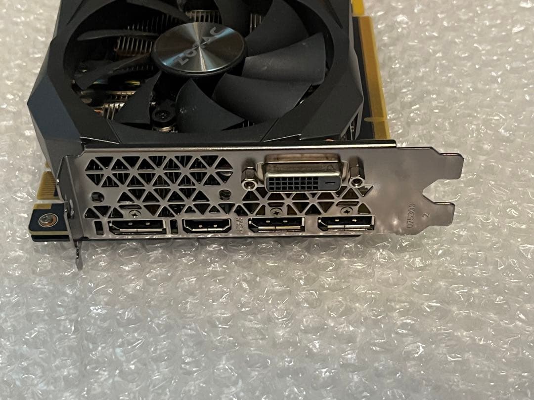 完動品　ZOTAC GeForce GTX 1080 8GB 美品です