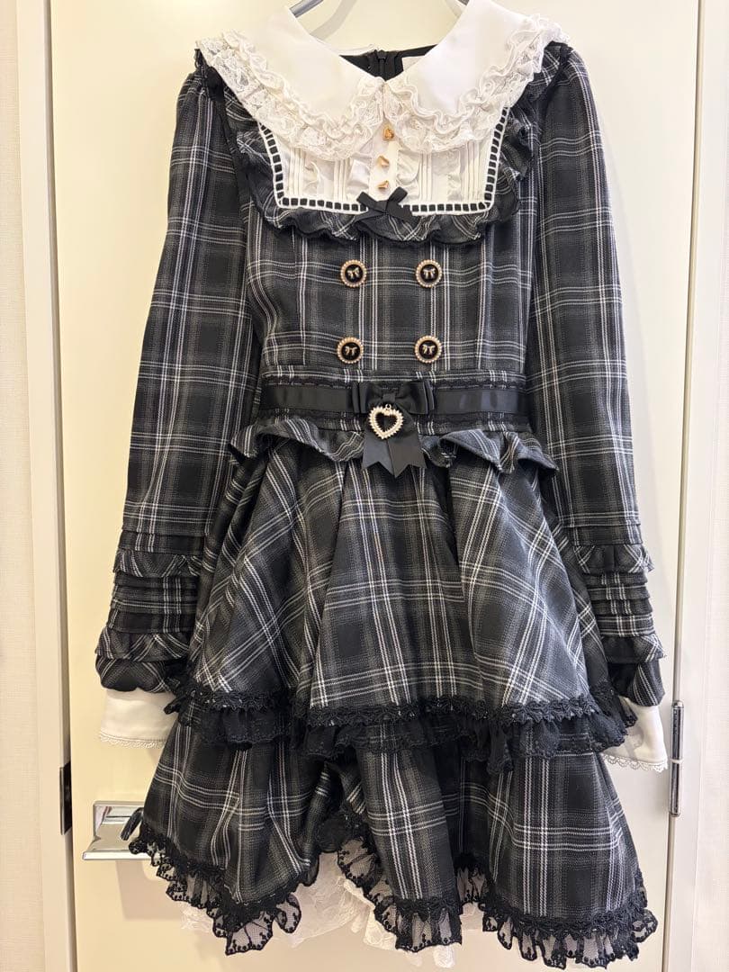 リズリサ スピンドルヨークティアードワンピース