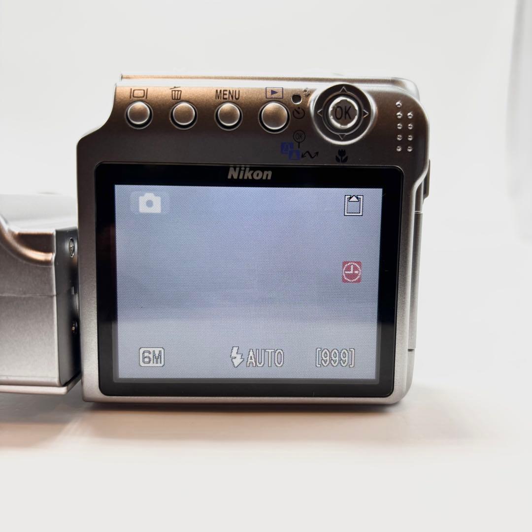 【週末限定値下げ】【美品】Nikon COOLPIX S4 乾電池