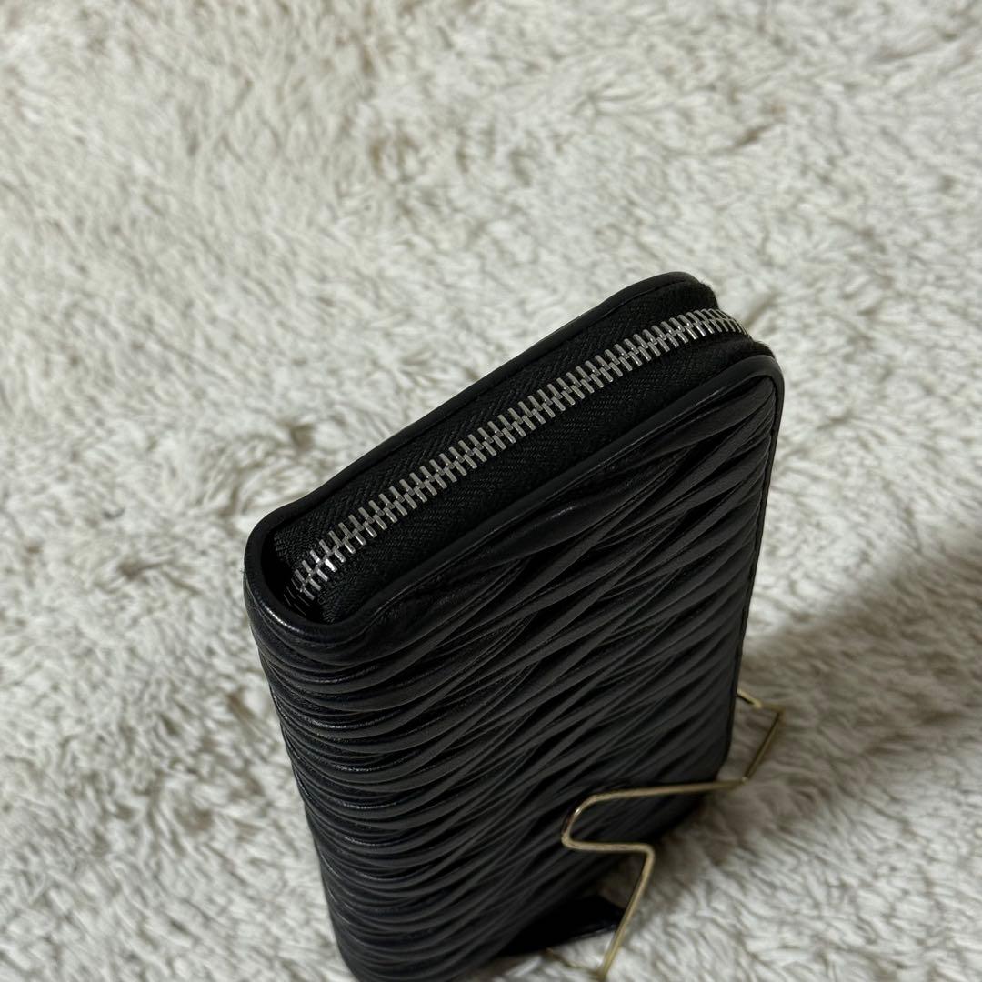 ⭐️未使用級⭐️　MIU MIU ミュウミュウ 長財布 マテラッセ ブラック