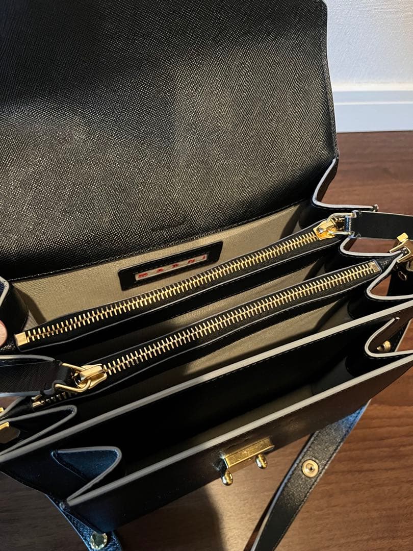 MARNI トランク ブラック