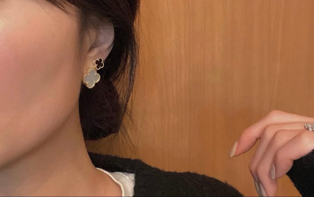 ヴァンクリーフ&アーペル VCA スウィートアルハンブラ オニキス ピアス