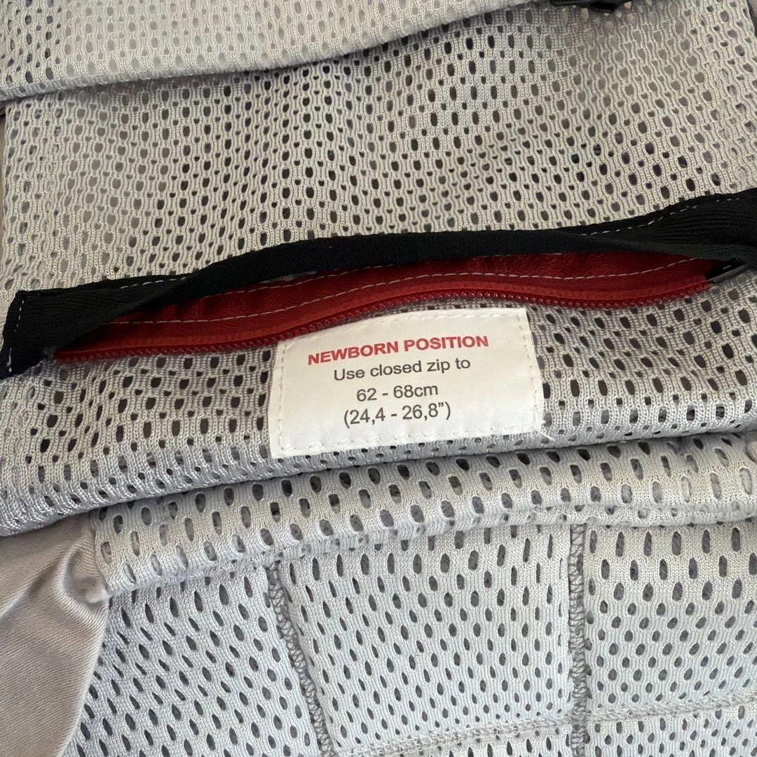 【み】ベビービョルン　ハーモニー　抱っこ紐　シルバー