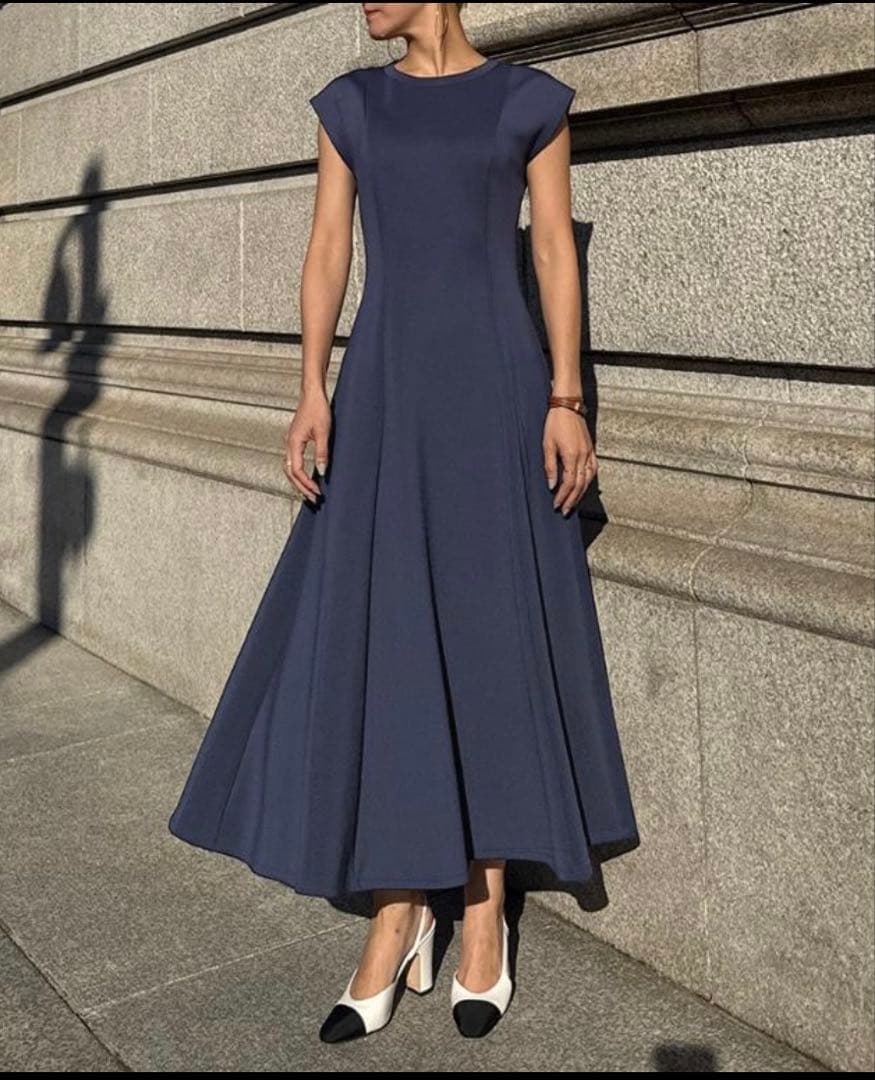 完売✨JENNE フレンチ美シルエットとろみワンピース ネイビーM