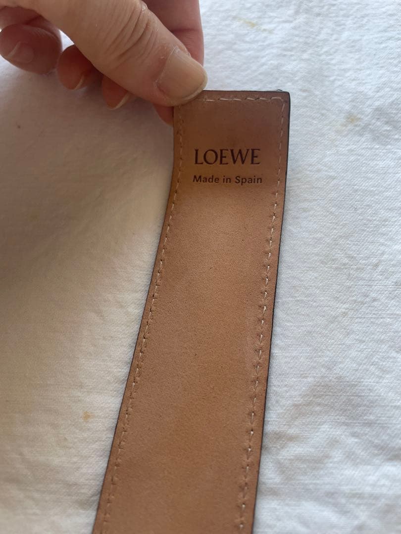 ロエベ　バングル