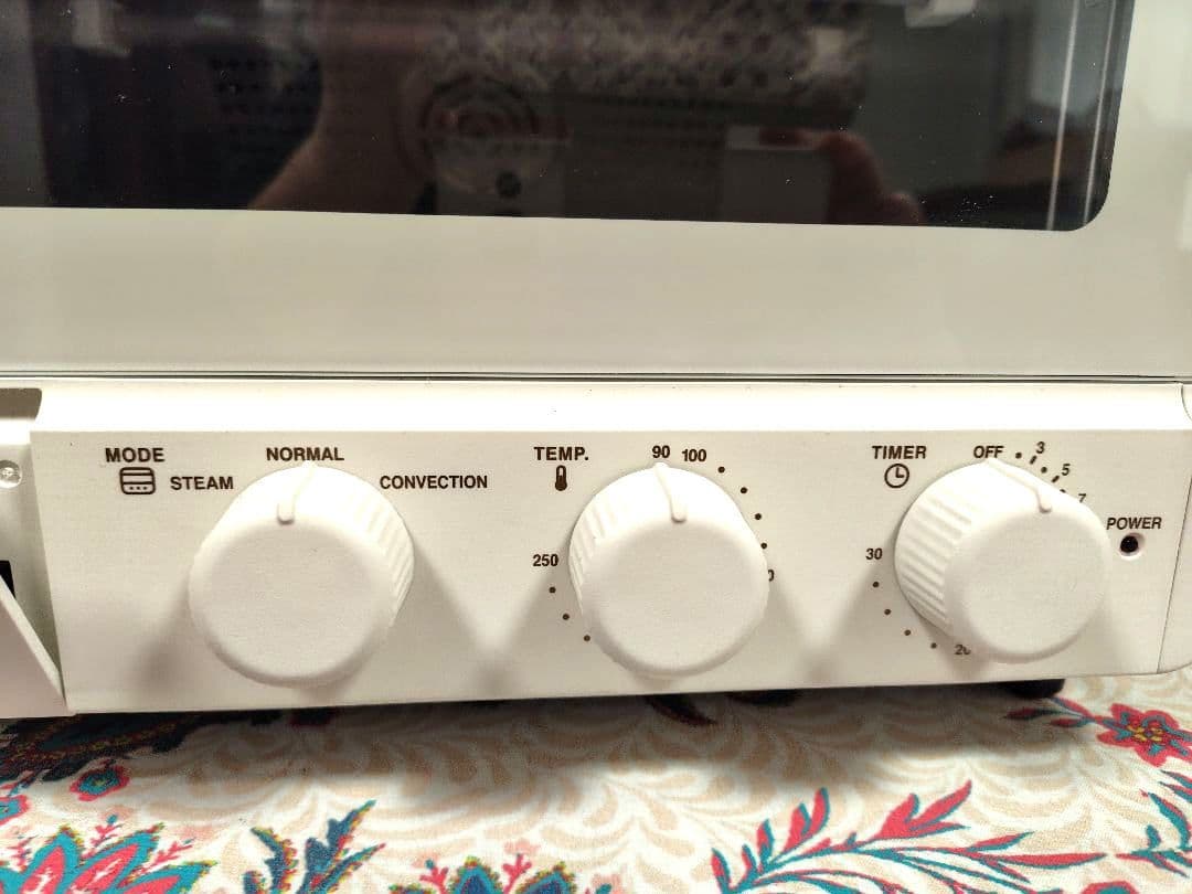 ブルーノ スチーム＆ベイクトースター BOE067 ホワイト 美品 おまけ付