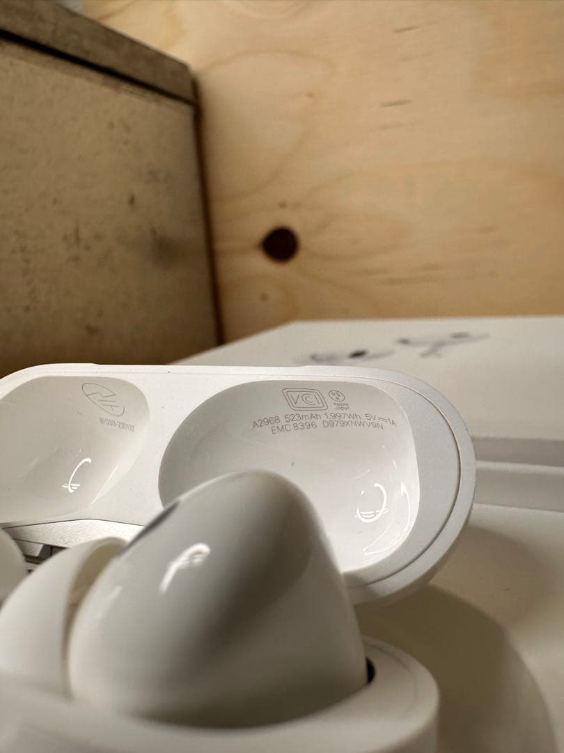 【美品正規品】AirPodsPro 第2世代 MTJV3J/A NWV9N