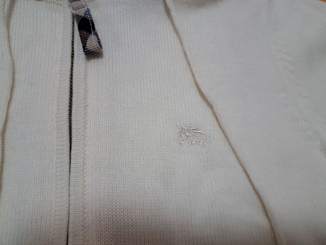 バーバリー　ブルーレーベル　ニットパーカー　アイボリー　38