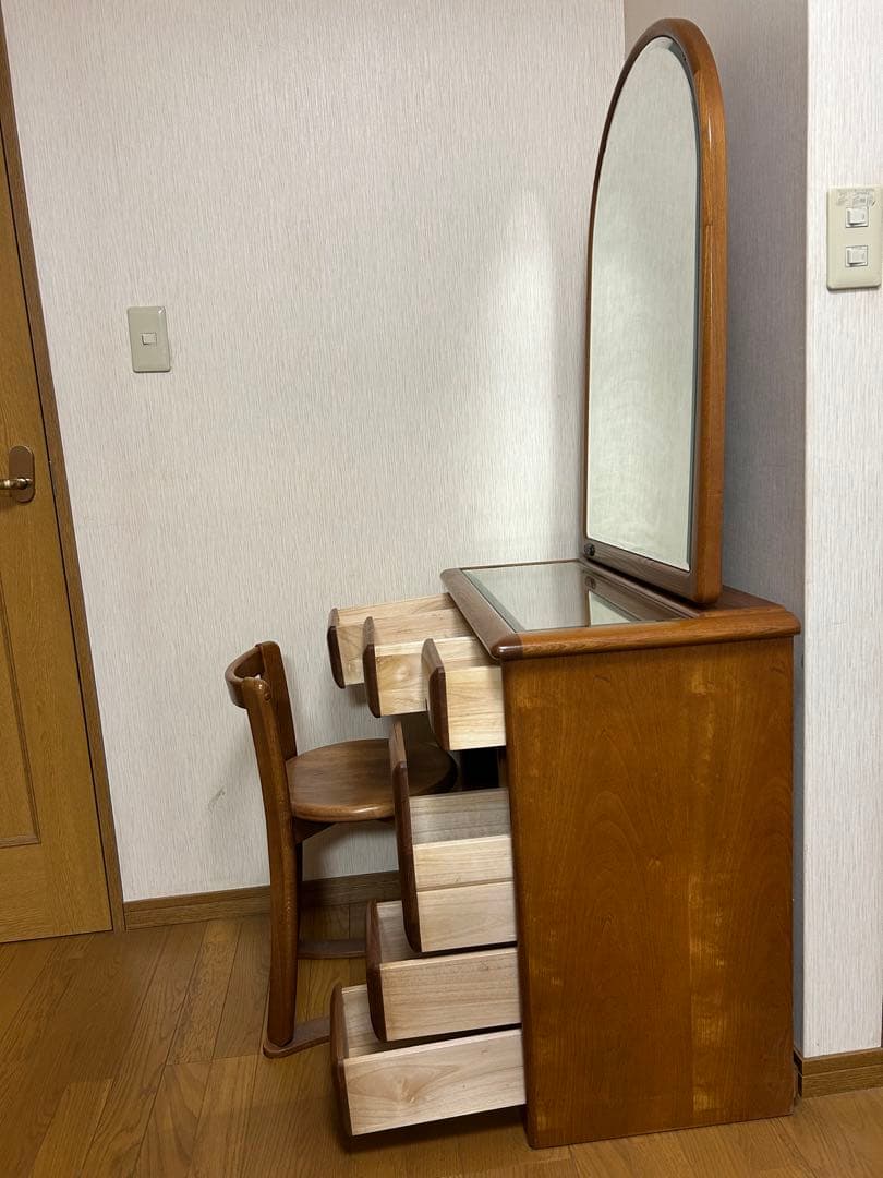 【手渡し希望】木製ドレッサー・鏡台 アーチ型ミラー付き