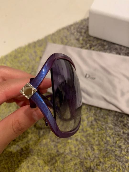 Diorのサングラス