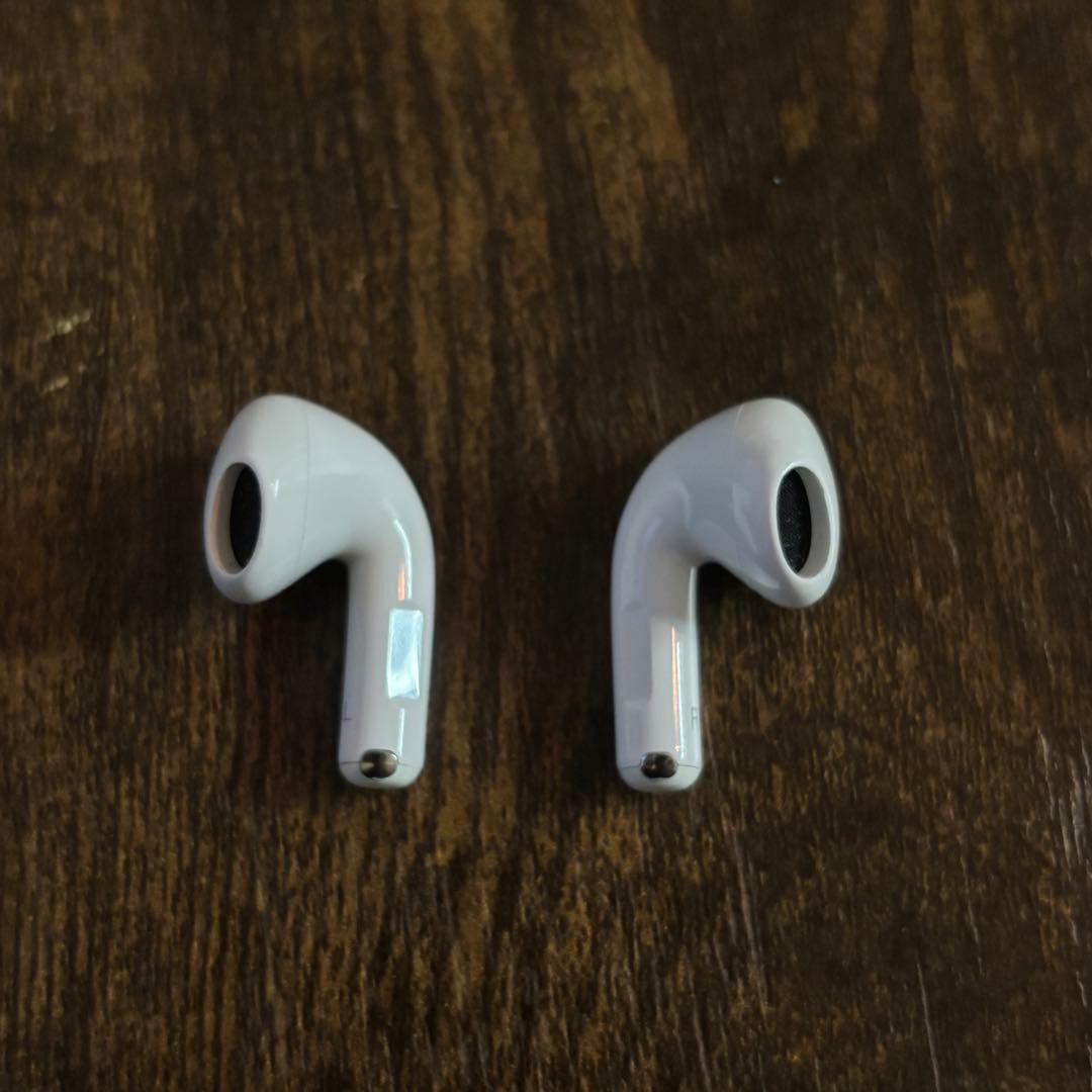 Apple AirPods 第4世代 ANC ※左耳のみ作動