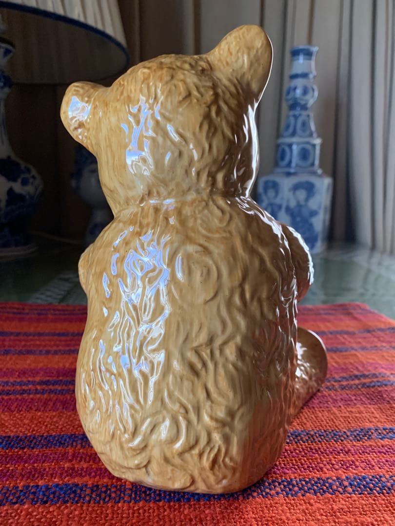 イギリスアンティーク　クマさんがクマちゃんを抱っこしてるレアな陶器のテディベア！